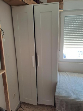 Habitación o piso entero dependiendo de la negociación